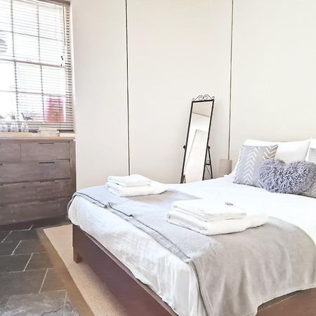 1 Bedroom Flat In Kings Cross Londra Esterno foto
