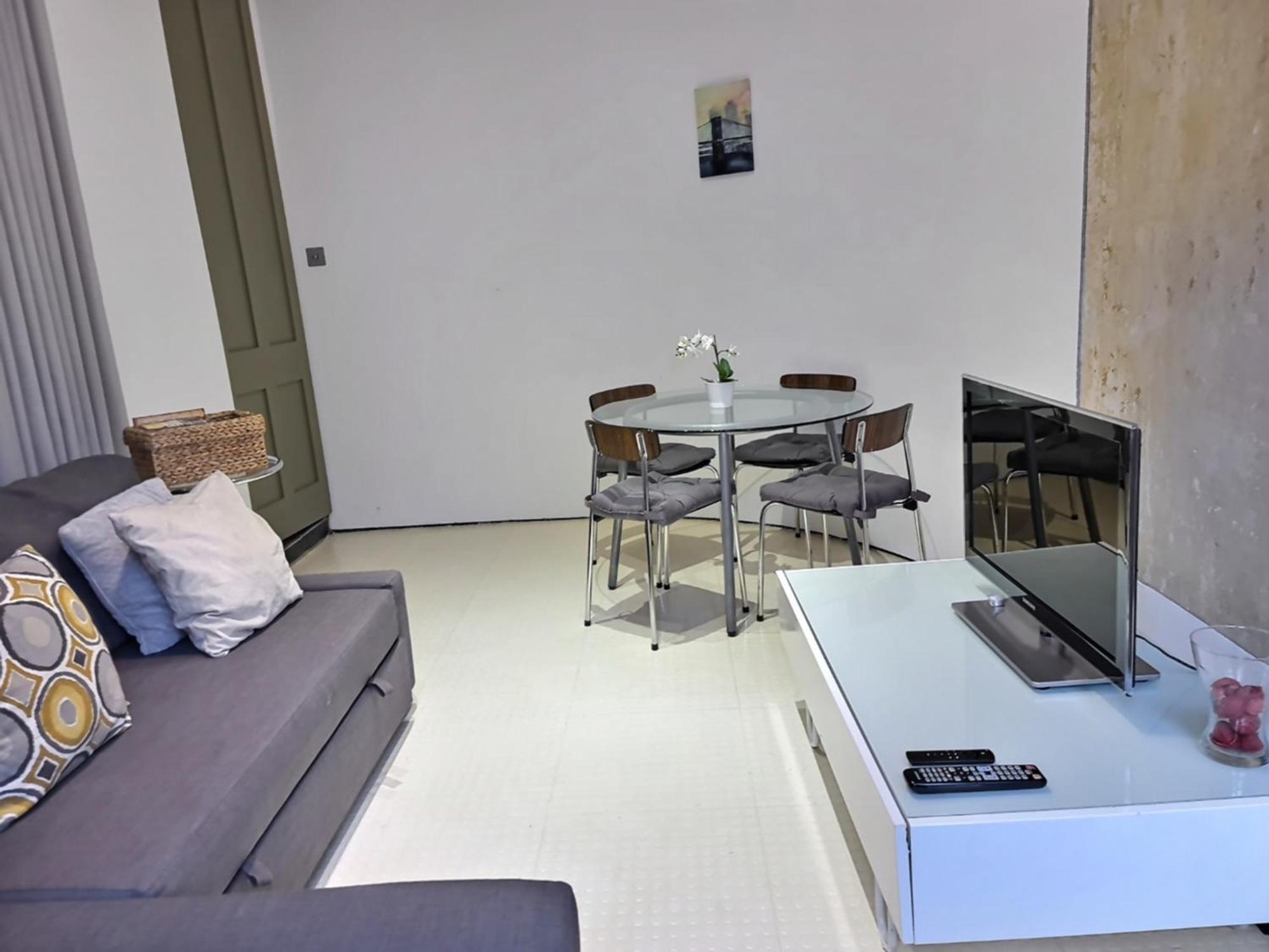 1 Bedroom Flat In Kings Cross Londra Esterno foto