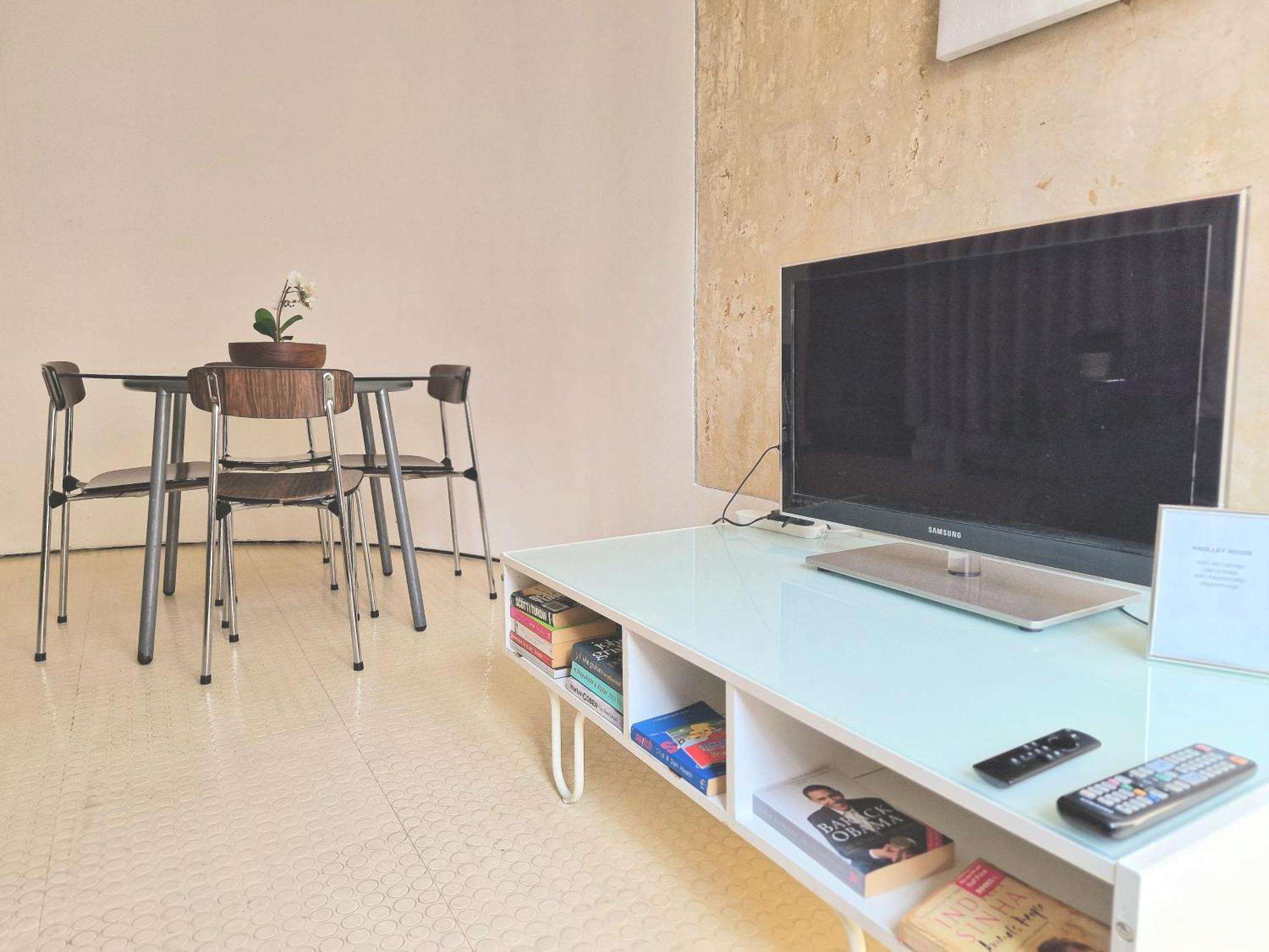 1 Bedroom Flat In Kings Cross Londra Esterno foto
