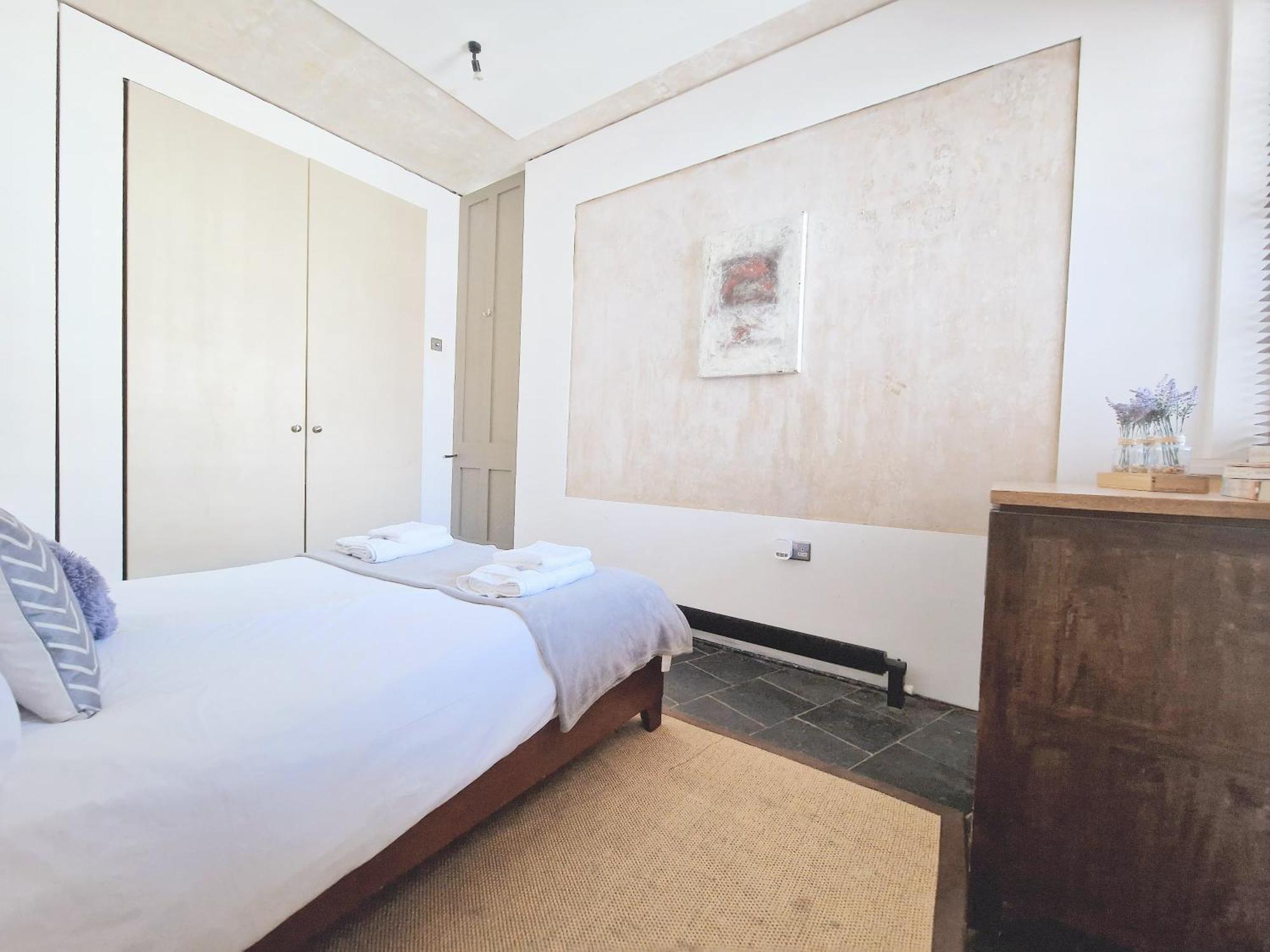 1 Bedroom Flat In Kings Cross Londra Esterno foto